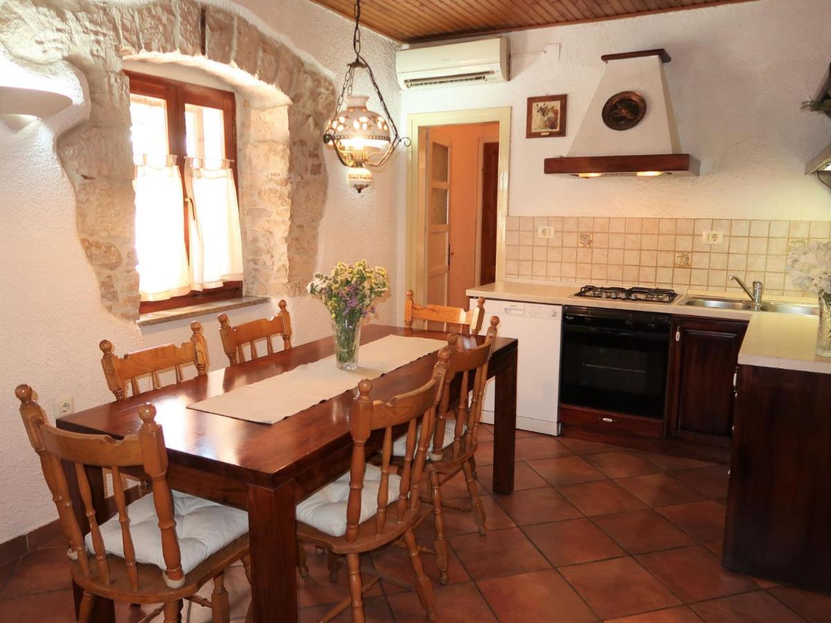 Holiday Home Nino - Lbn305 By Interhome Kršan Exteriér fotografie